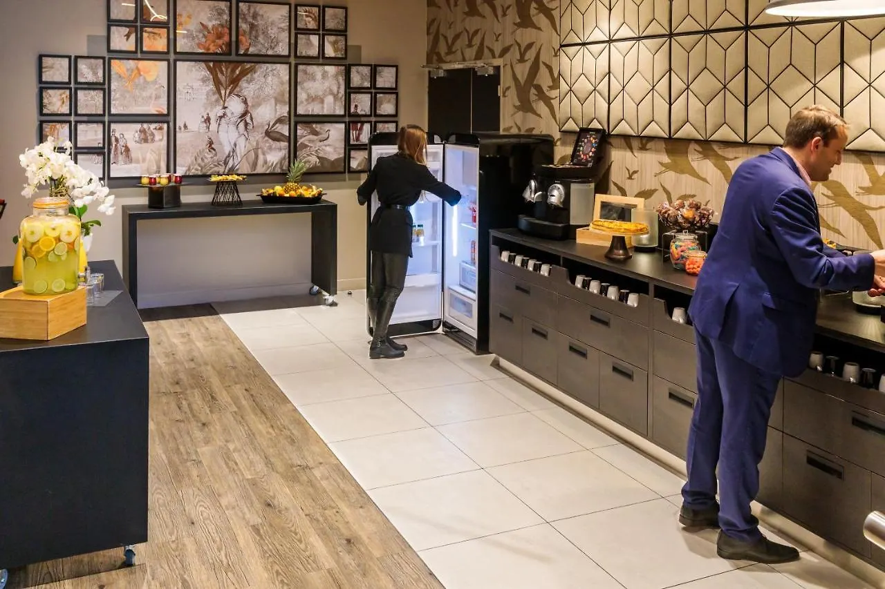 Novotel 14 Porte D'orleans 4*