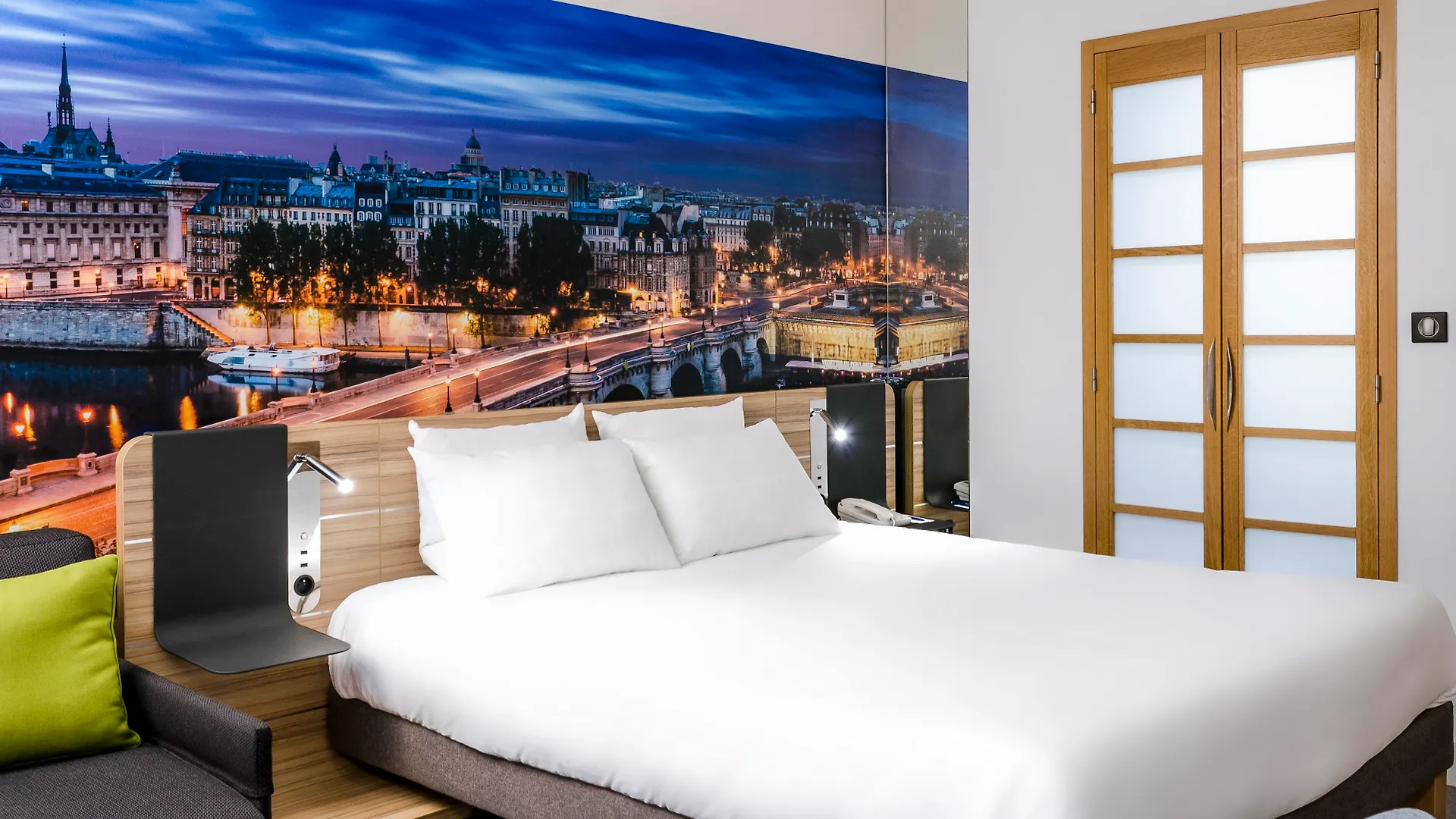 Novotel 14 Porte D'orléans Parigi