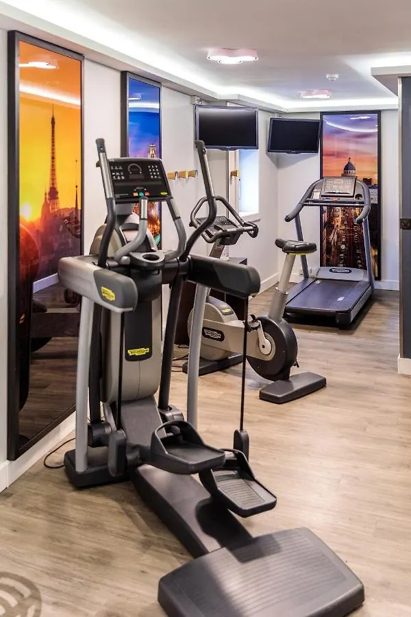 Novotel 14 Porte D'orleans Hotel 4*