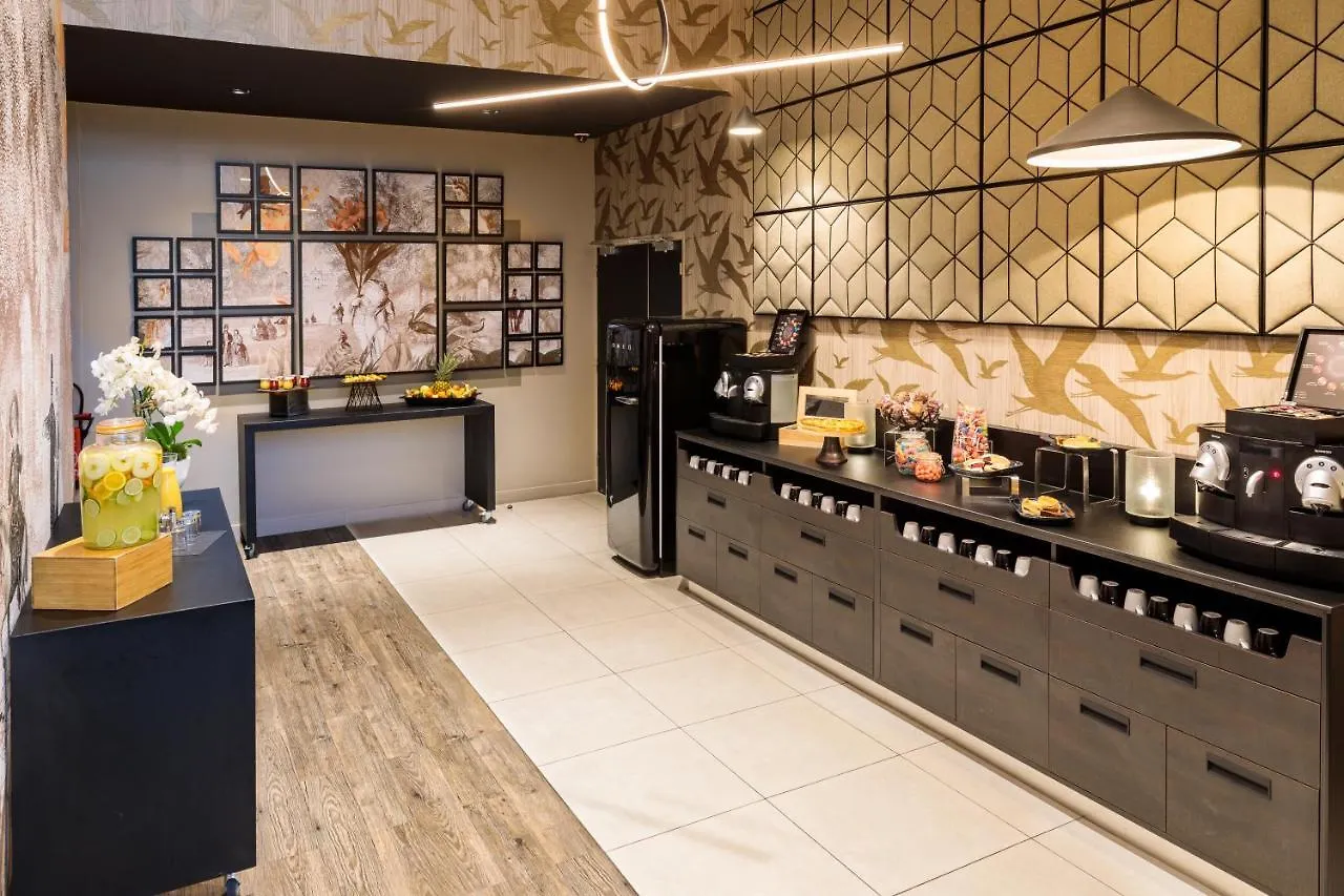 Novotel 14 Porte D'orleans Hotel