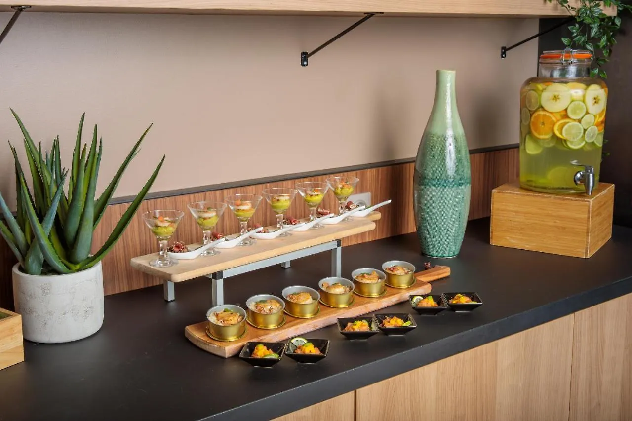 Novotel 14 Porte D'orleans 4* Paris