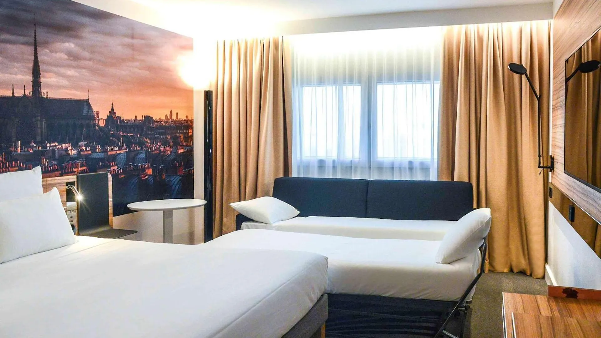 Hotel Novotel 14 Porte D'orleans 4*