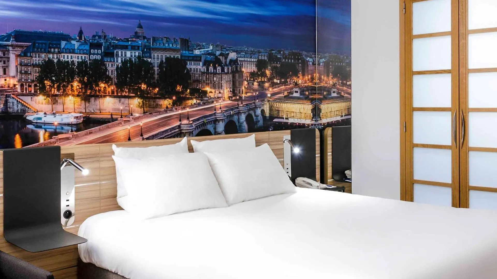Novotel 14 Porte D'orleans 4*