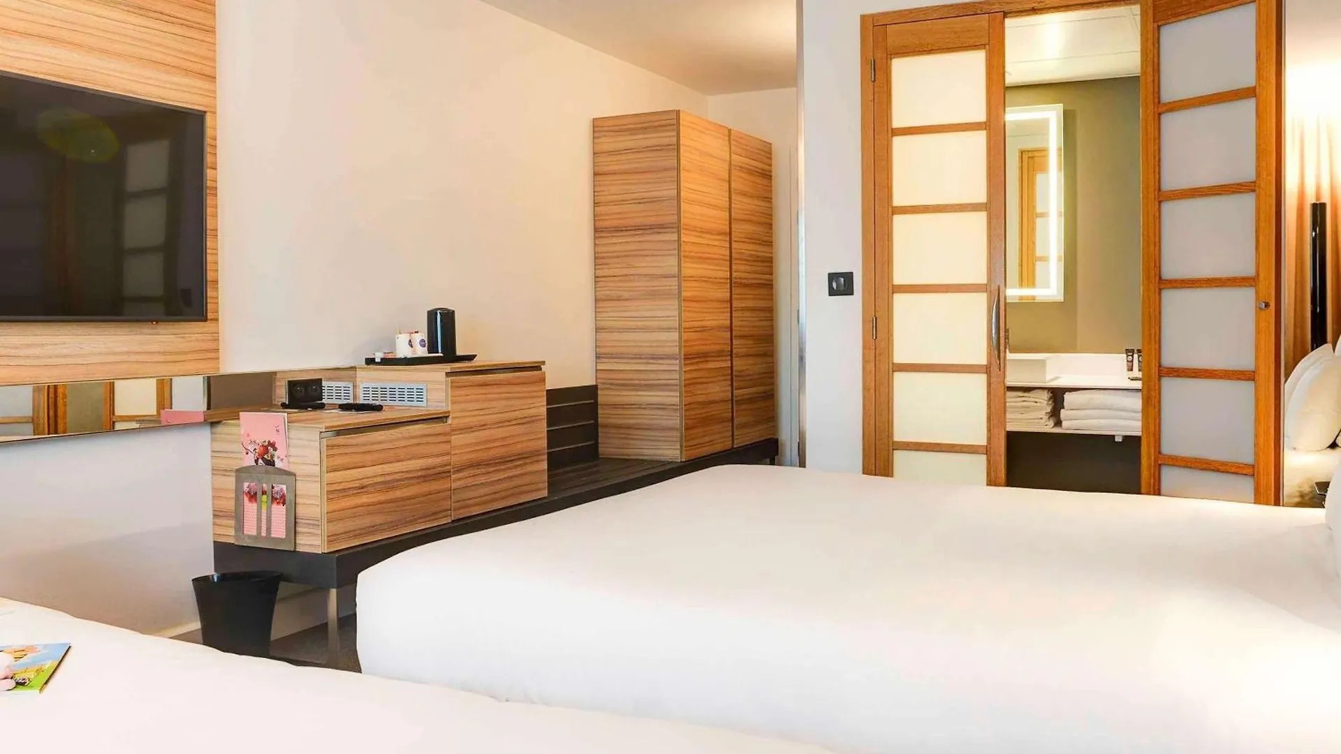 Novotel 14 Porte D'orleans Hotel 4*