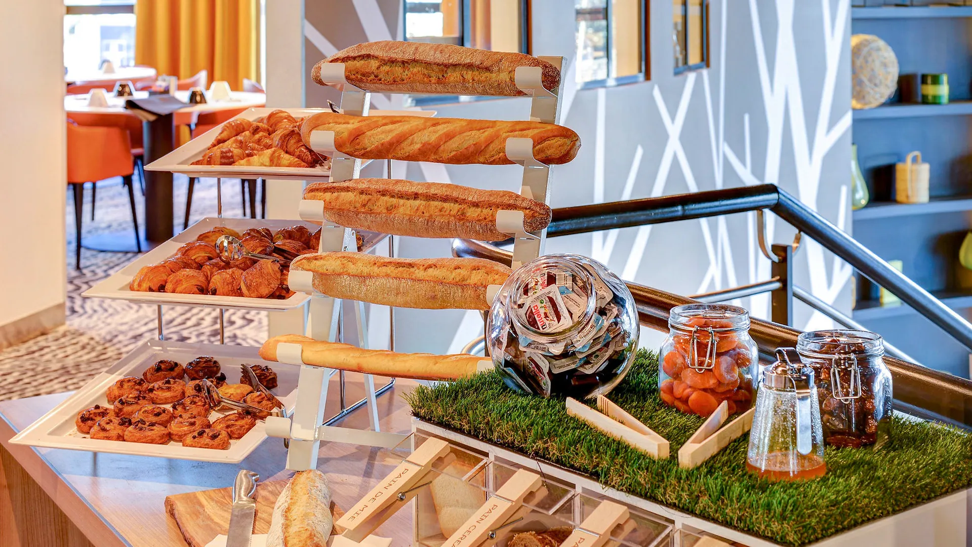Novotel 14 Porte D'orleans 4*